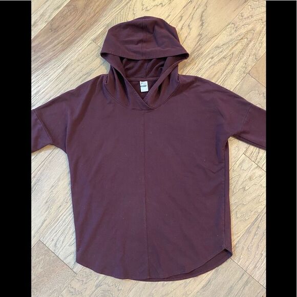 Old Navy Workout Hoodie - Picture 2 of 6